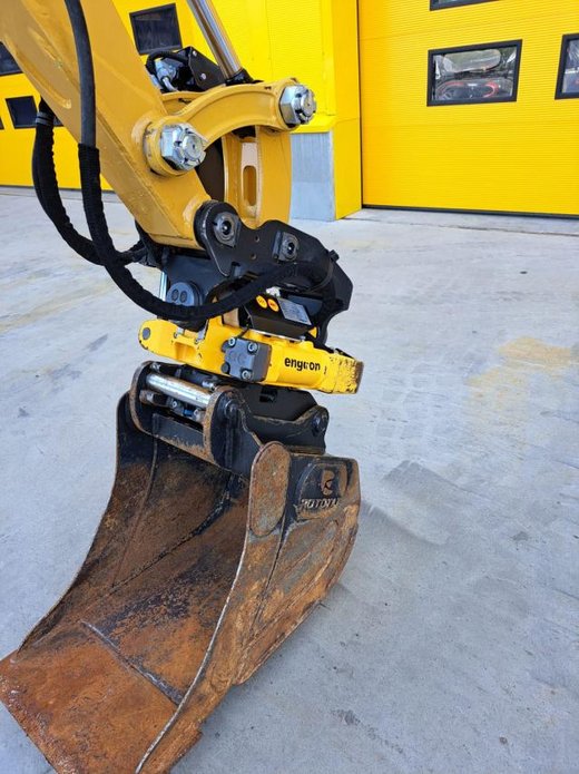 CATERPILLAR 302.7DCR