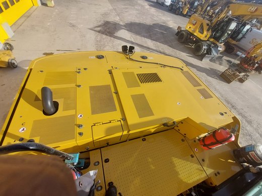 CATERPILLAR 330GC
