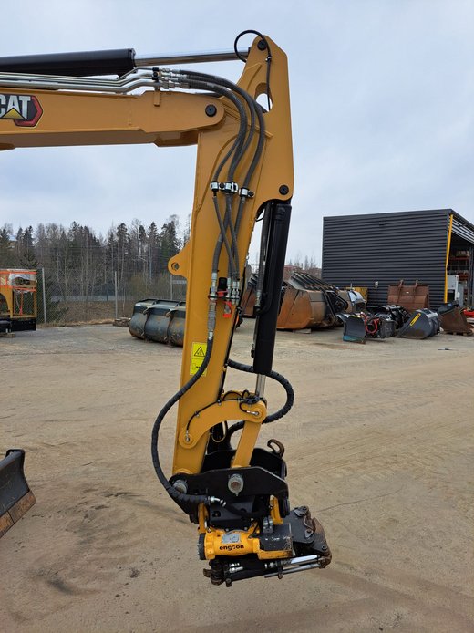 Caterpillar 305E2