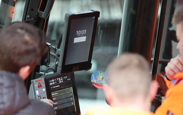 Field Follow Caterpillar