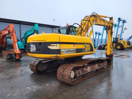 JCB JS200LC