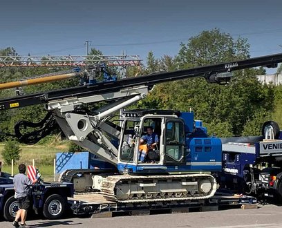 Das Bohrgerät KR 720 von KLEMM ist für den Aufbau langer Bohrlafetten optimiert. 