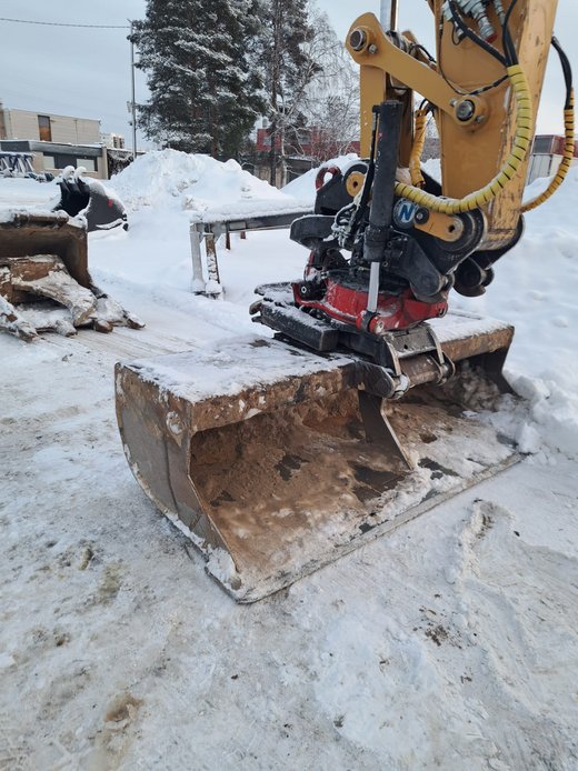 CATERPILLAR 326F