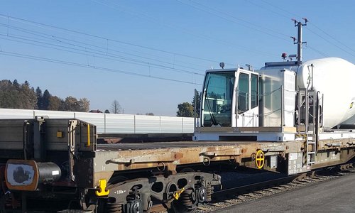 Autobetoniera Avesco nel tunnel di Koralm