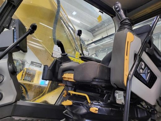CATERPILLAR 330