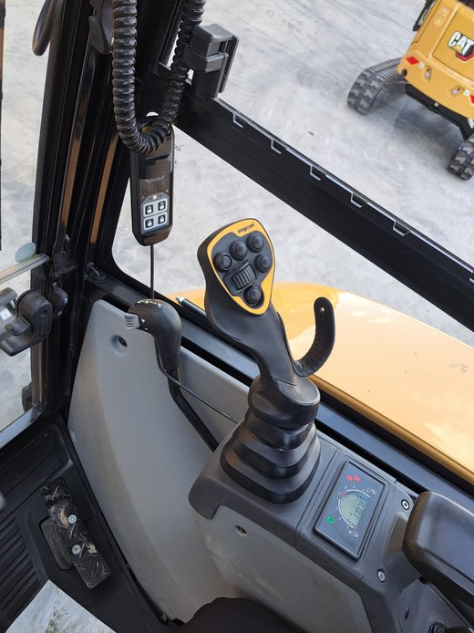 CATERPILLAR 302.7DCR