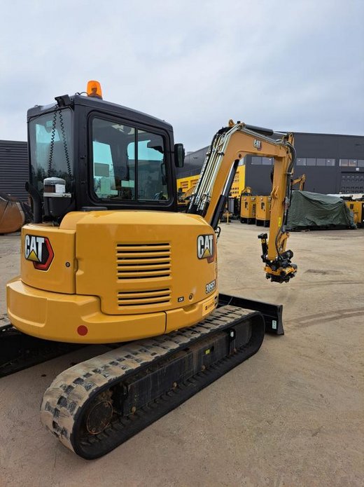 Caterpillar 305E2