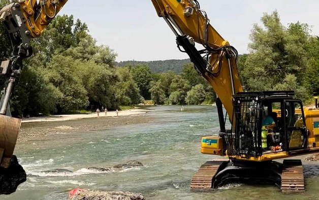 Der Cat 330 VAB bei der wsb AG ist mit einem Verstellausleger ausgerüstet