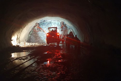 Perforatrici Jumbo e concetto di servizio ad hoc per la nuova A26 a Linz