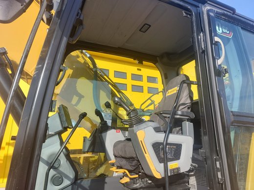 CATERPILLAR 330GC