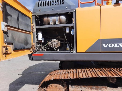 VOLVO EC250EL