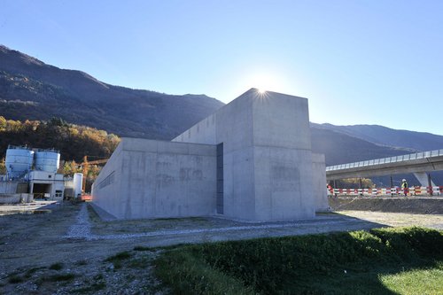 l'edificio di tecnica ferroviaria di Vigana