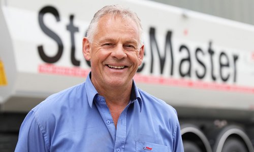 En route avec succès: Helmut Fliegl, propriétaire et Directeur de la maison Fliegl Fahrzeugbau GmbH.