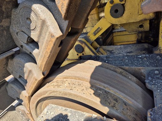 Caterpillar D9T