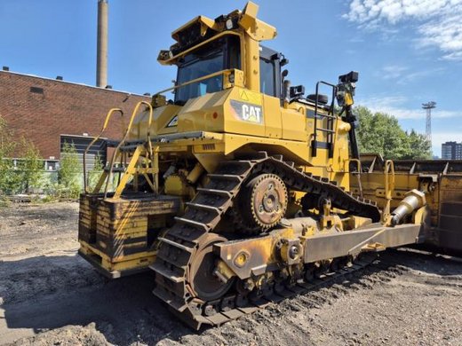 Caterpillar D9T