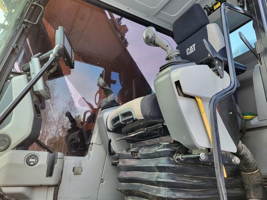CATERPILLAR 335F Trimble 3D
