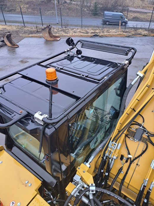 CATERPILLAR 330GC