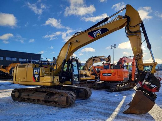 CATERPILLAR 320FL