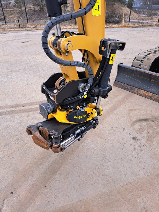 Caterpillar 305E2