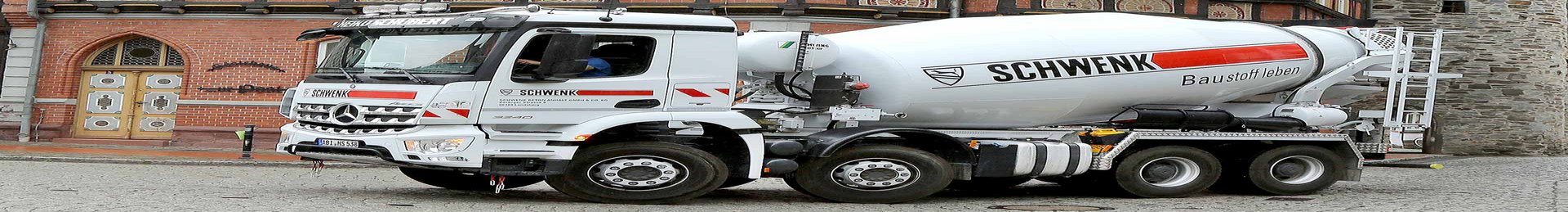 Camions malaxeurs à béton,Fournisseur de camions