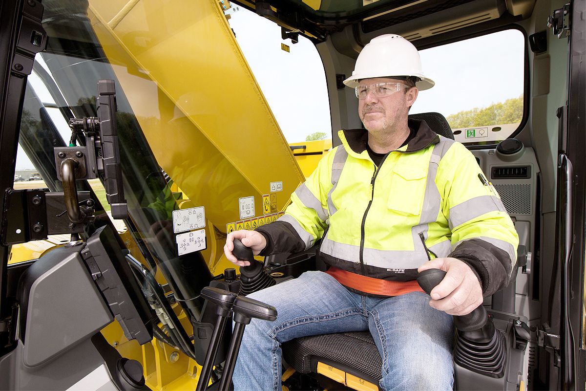 Cat 335