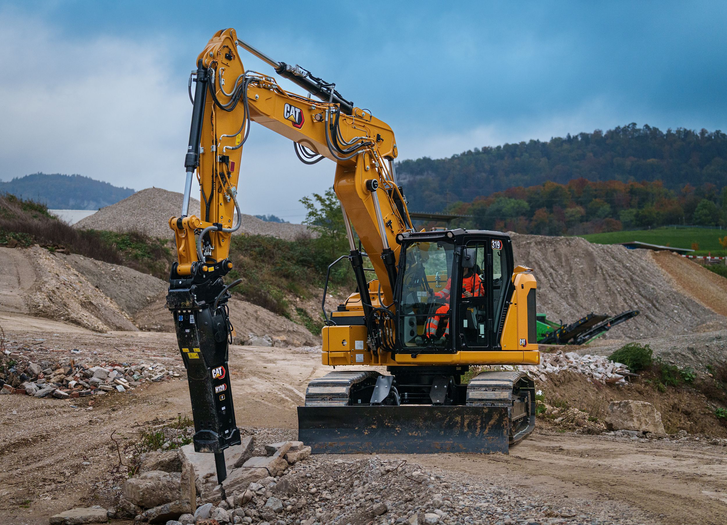 Cat 319-07